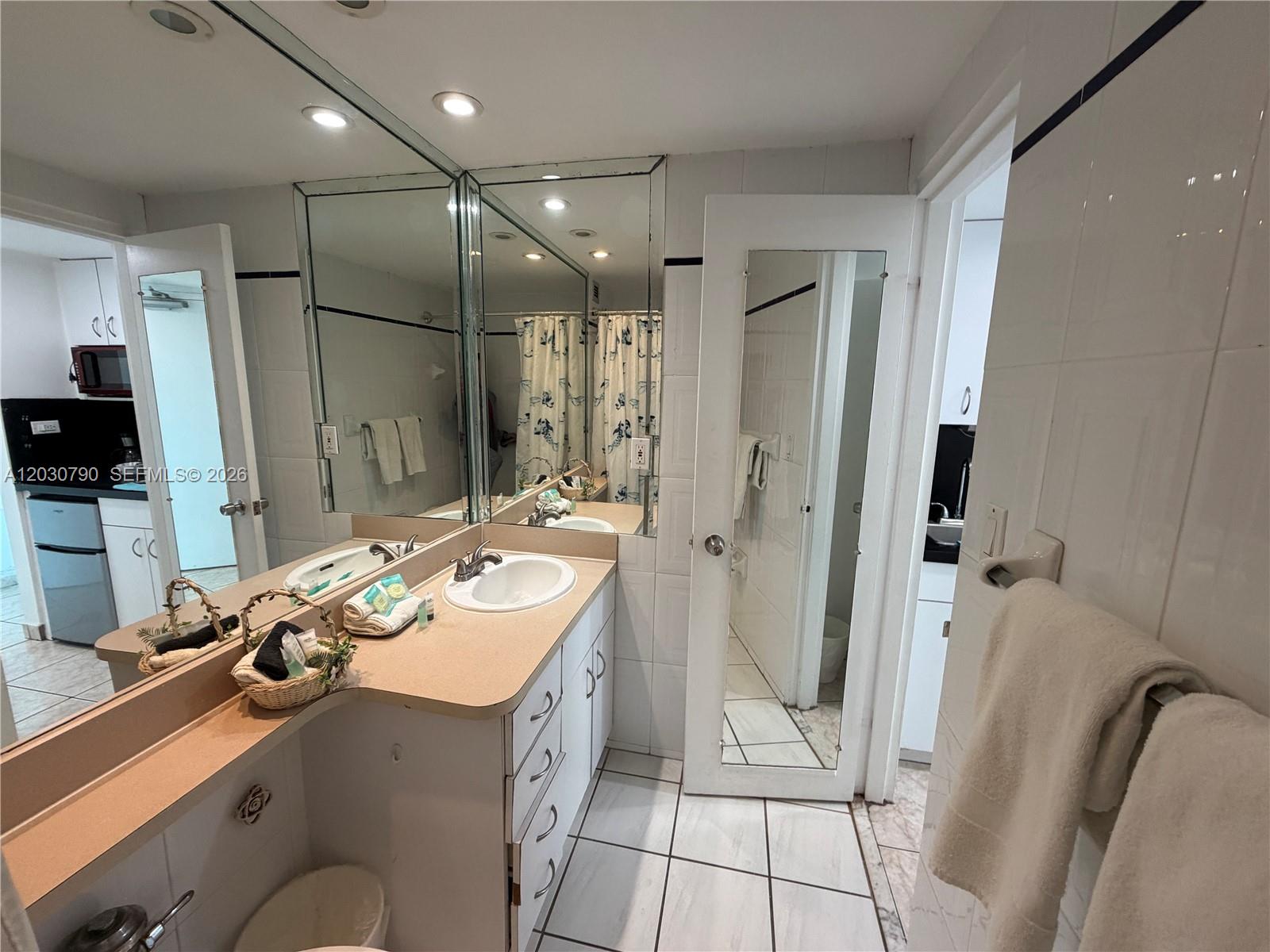 CASTLE BEACH CLUB CONDO - Residential