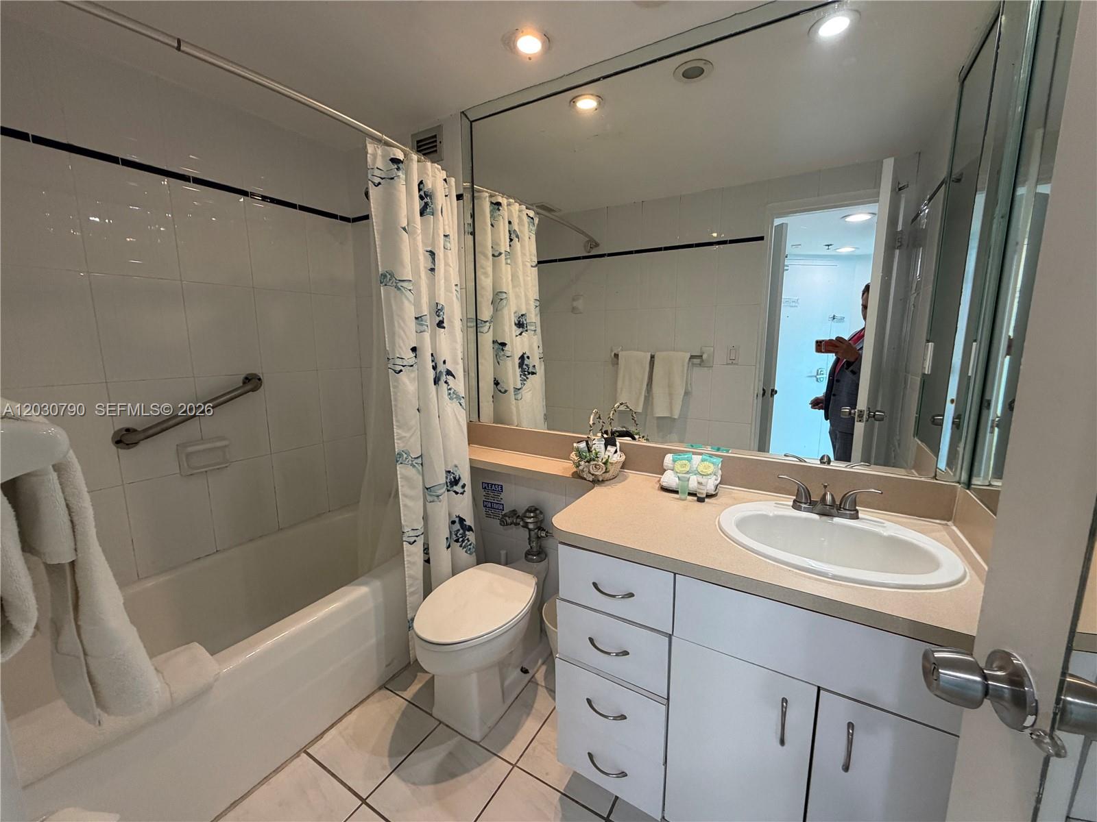 CASTLE BEACH CLUB CONDO - Residential