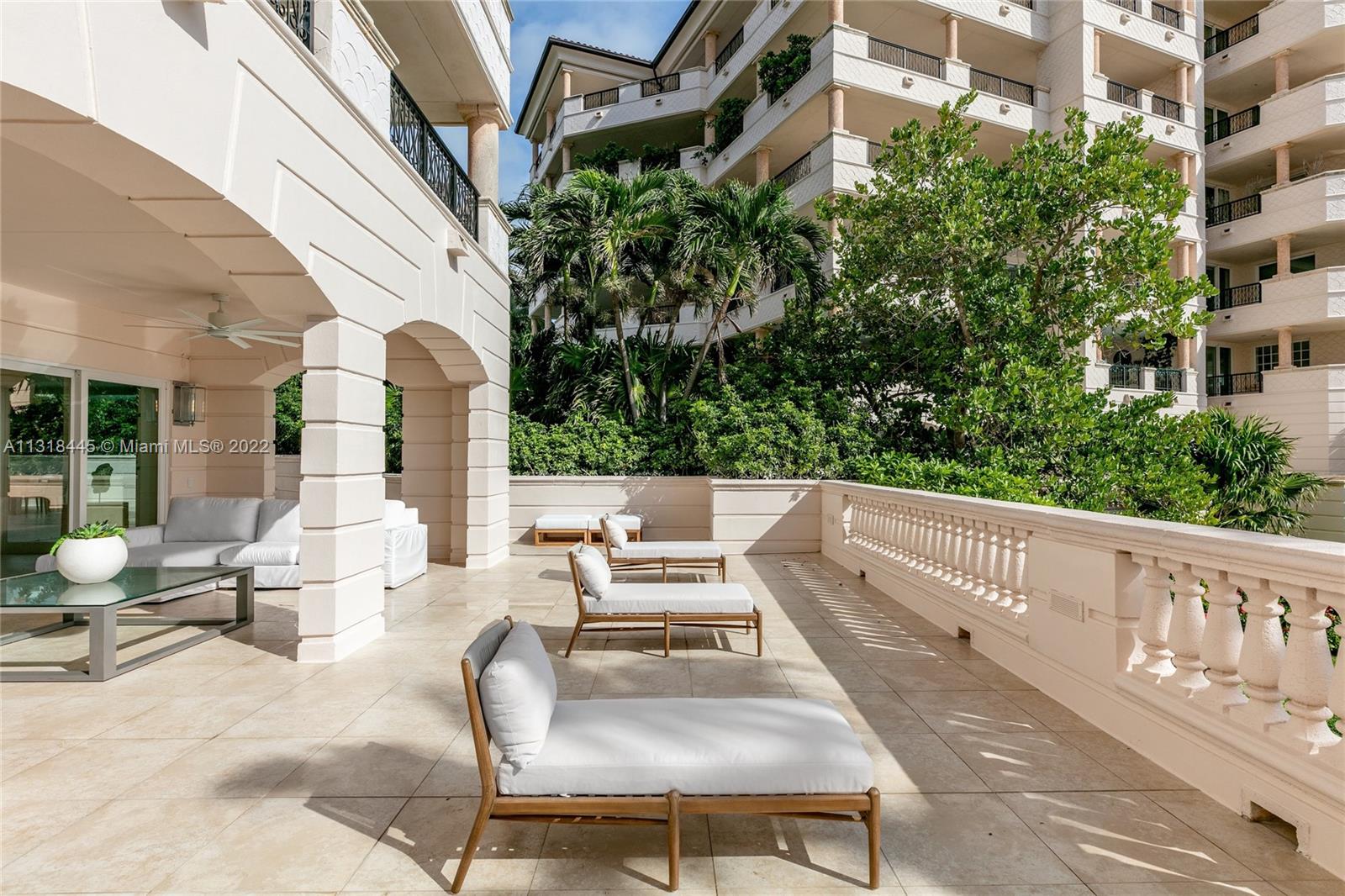 7600 OCEANSIDE AT FISHER - Residential