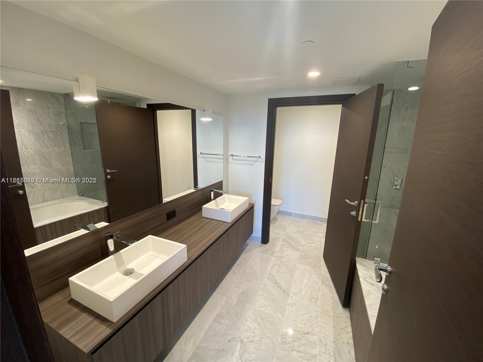 BRICKELL FLATIRON CONDO - Residential