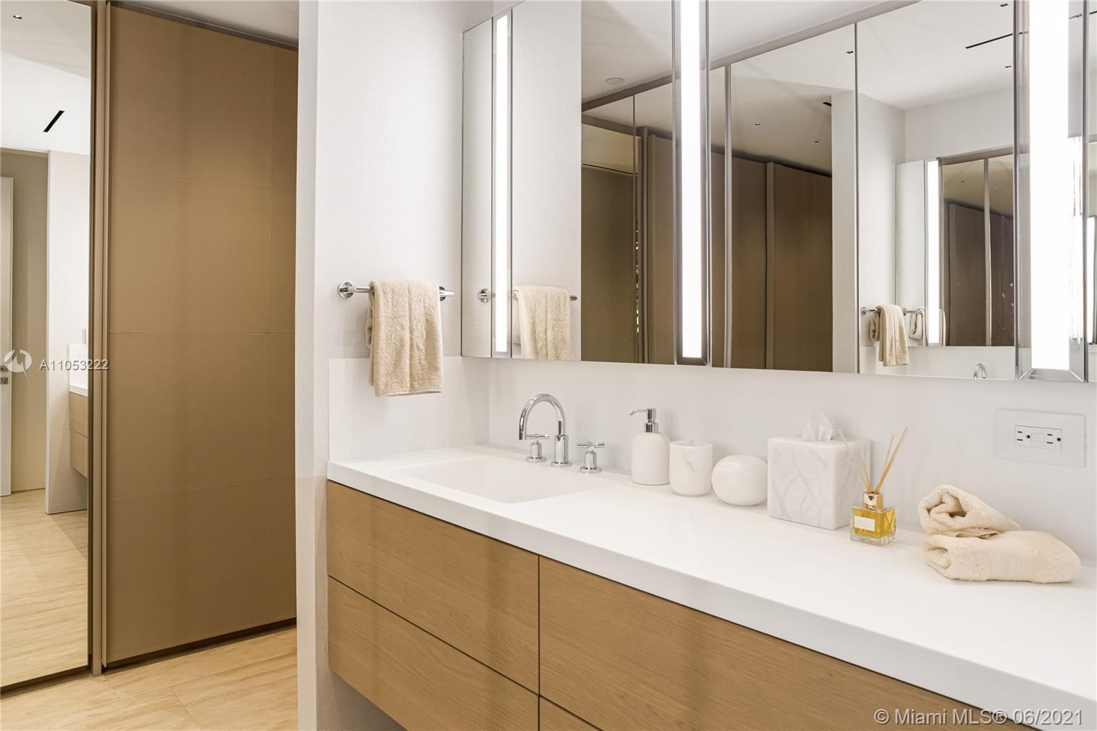 FOUR SEASONS SURF CLUB - Residential