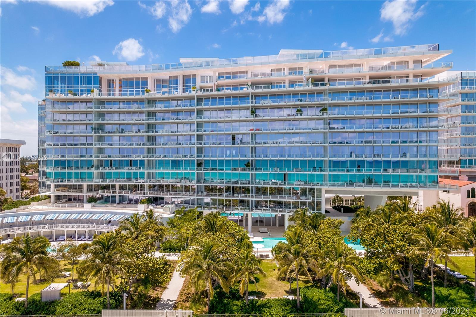 FOUR SEASONS SURF CLUB - Residential