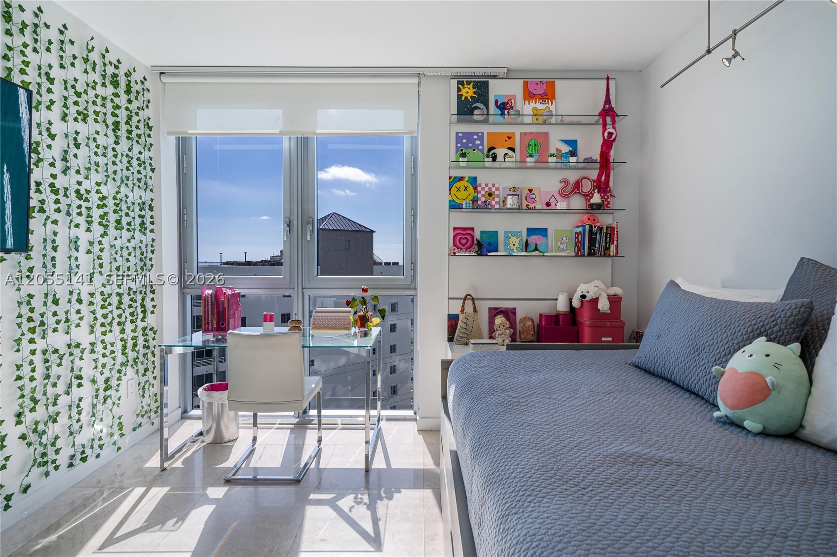 JADE RESIDENCES AT BRICKE - Residential