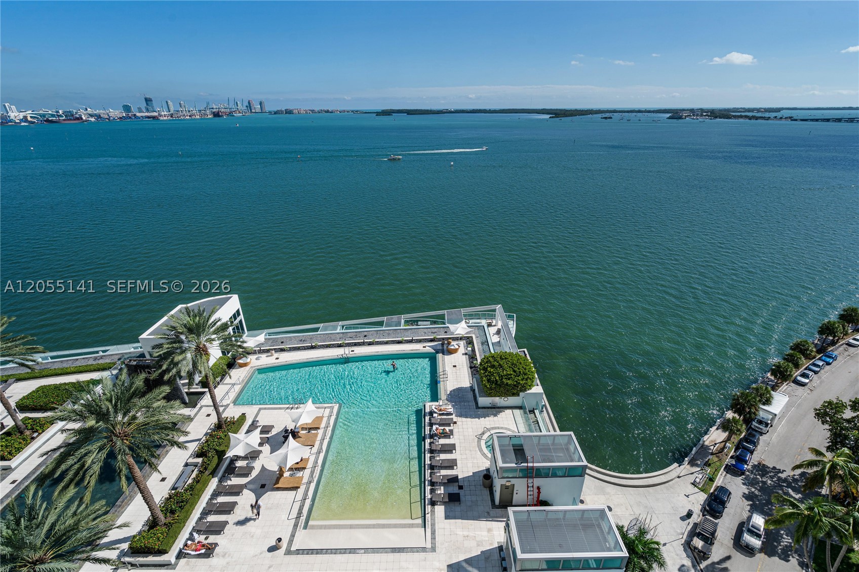 JADE RESIDENCES AT BRICKE - Residential