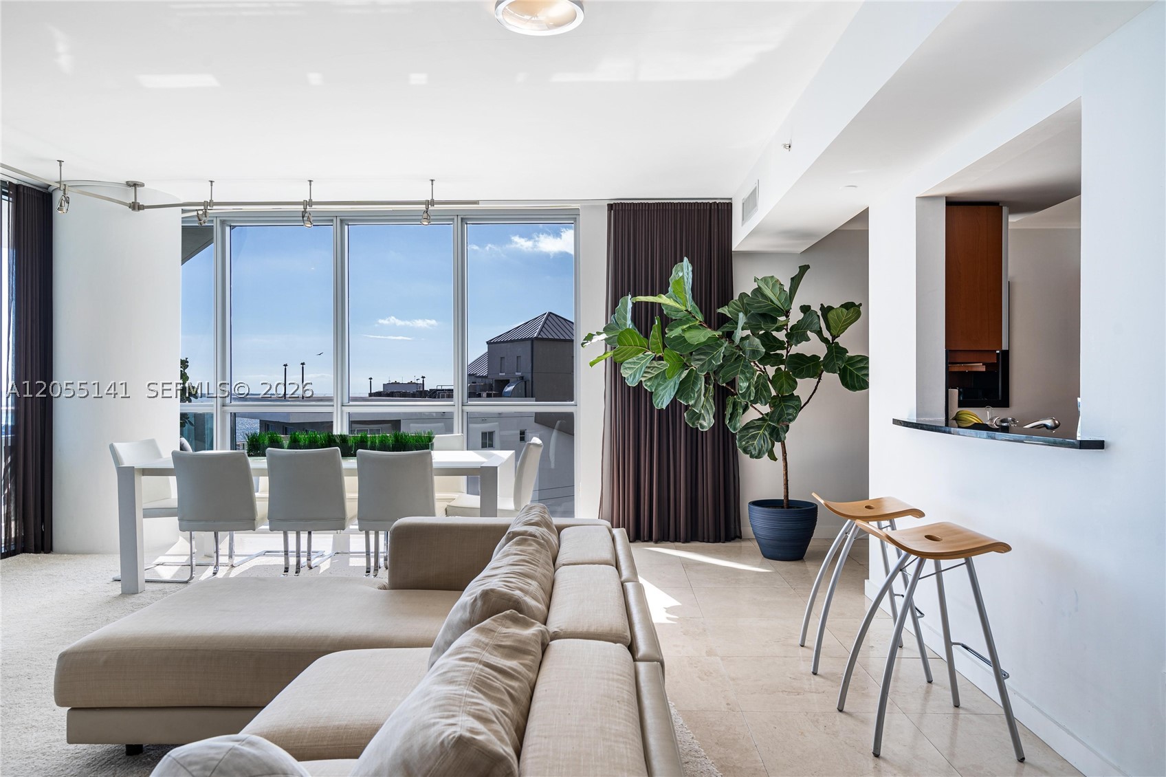 JADE RESIDENCES AT BRICKE - Residential