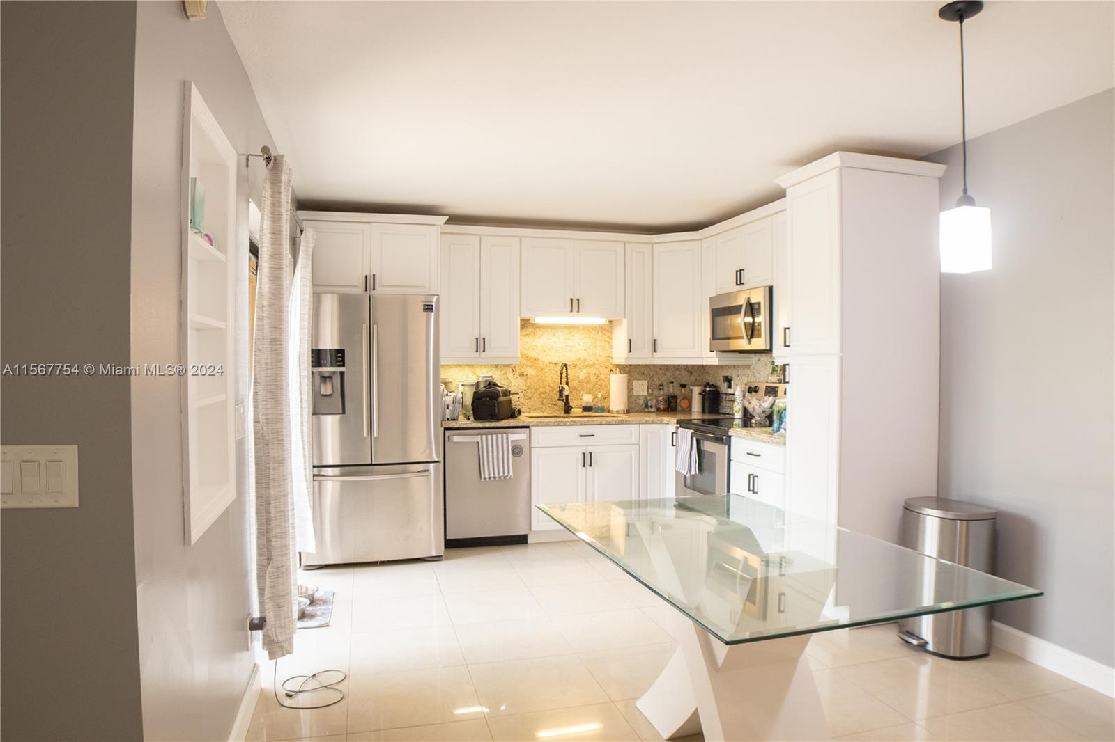 JACARANDA PARCEL 610 - Residential Lease