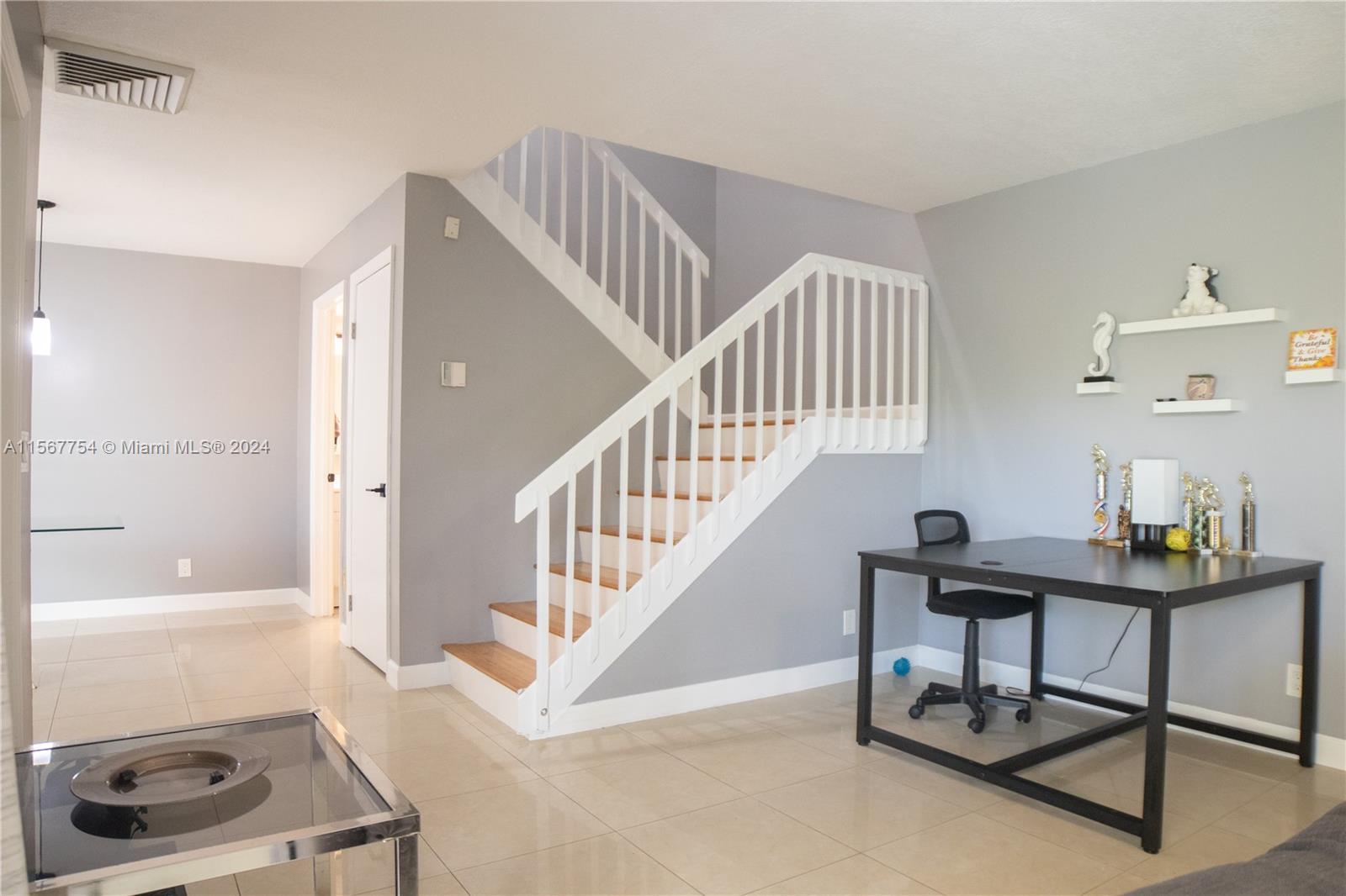 JACARANDA PARCEL 610 - Residential Lease