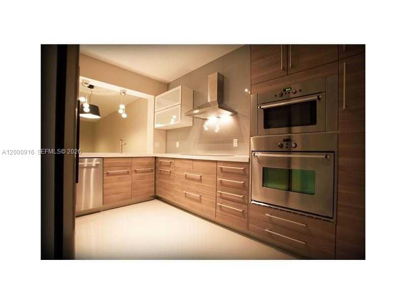CAPTIVA CONDO A - Residential Lease