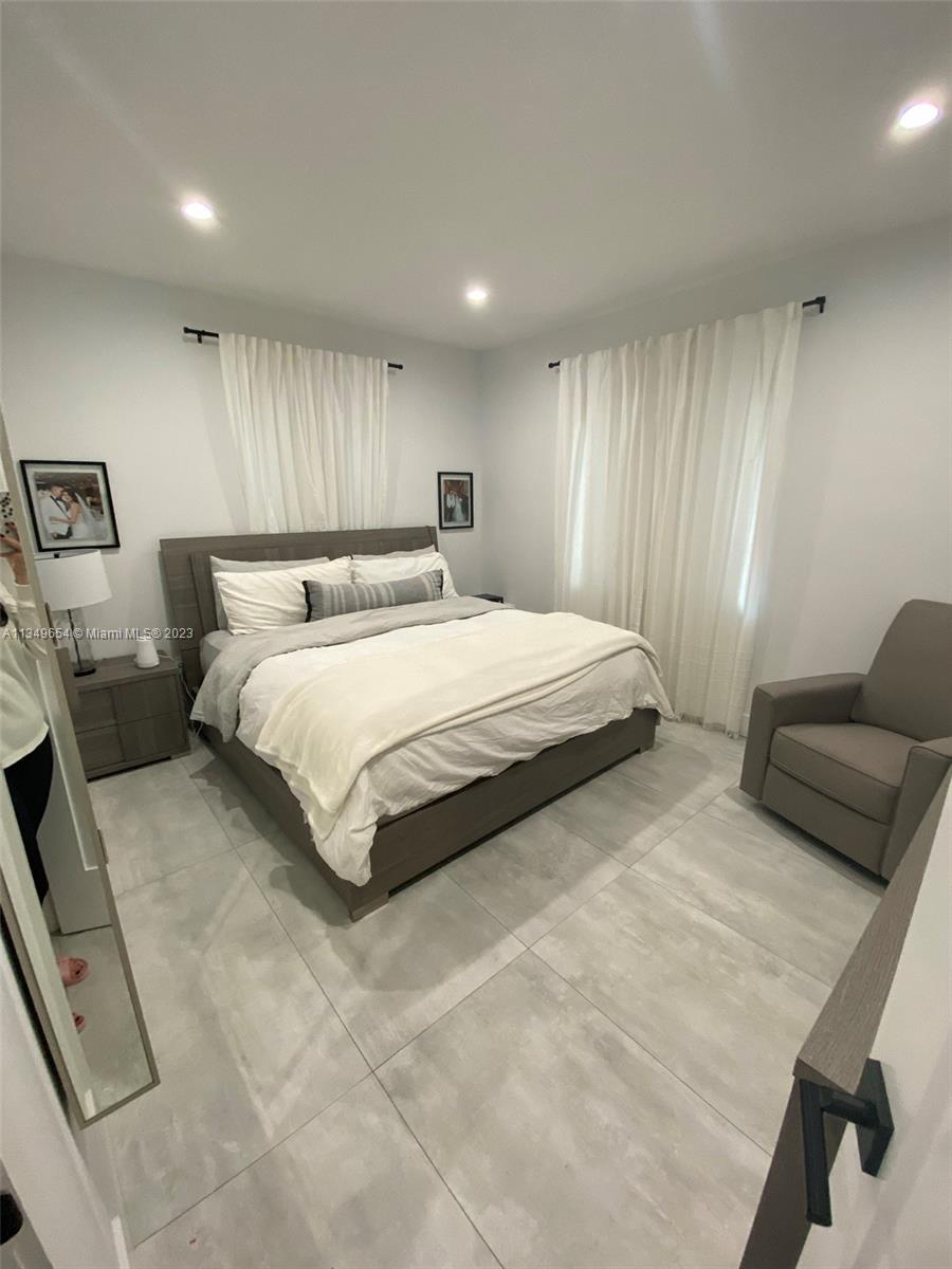 CAROLINA PARK SUB - Residential Lease