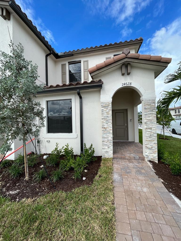 Corsica - Homestead - Residential Lease