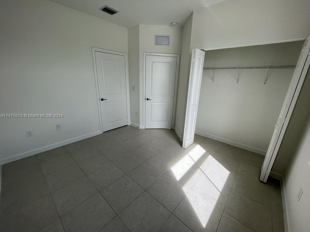 Corsica - Homestead - Residential Lease