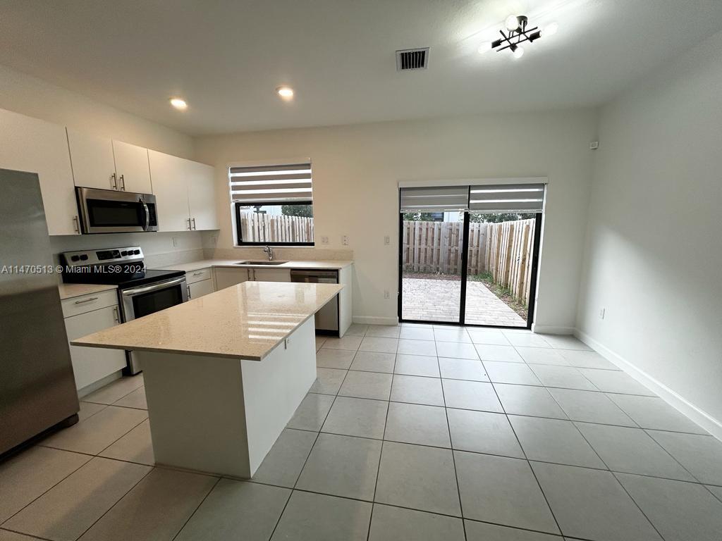 Corsica - Homestead - Residential Lease