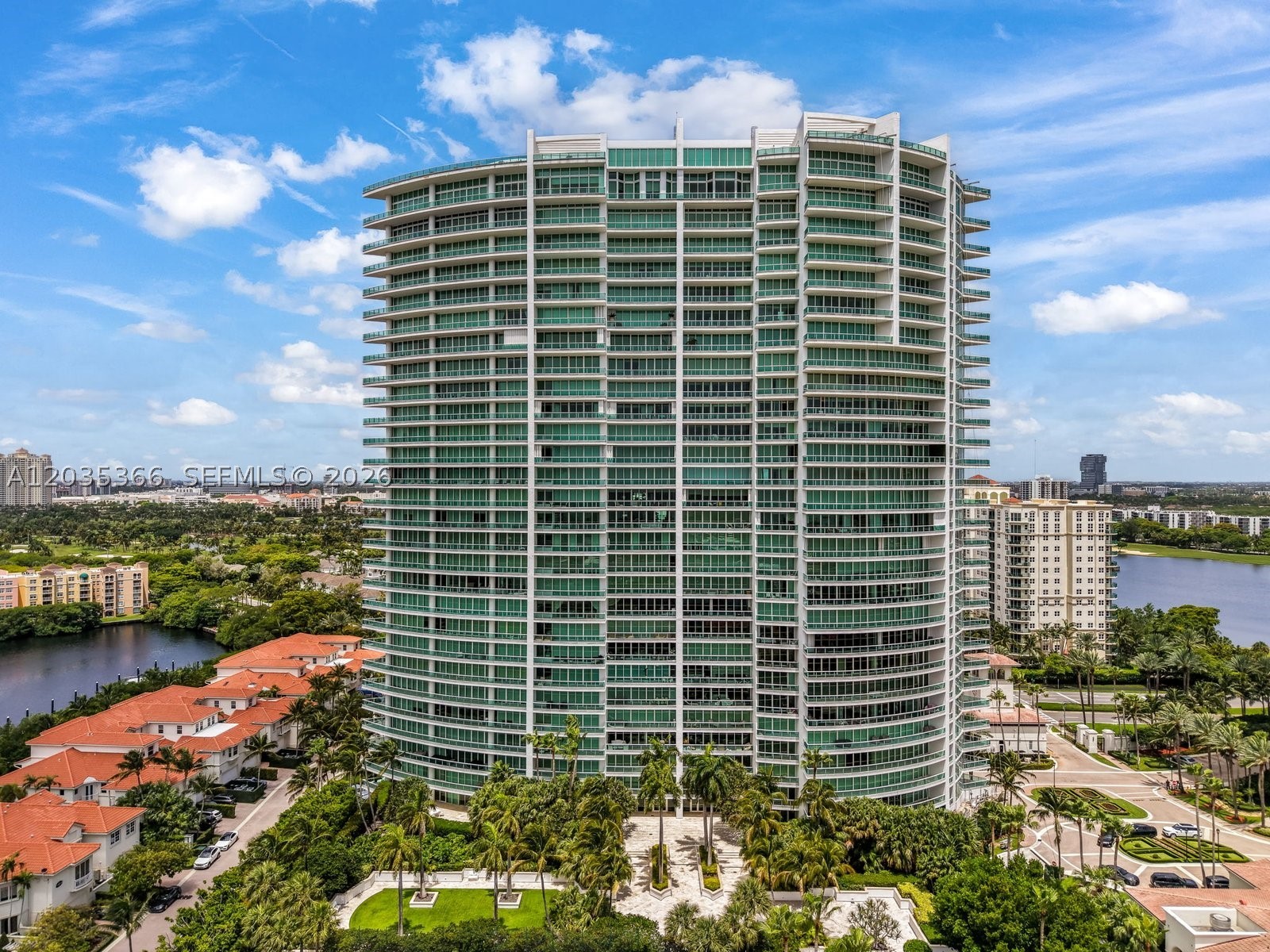 TOWERS OF PORTO VITA-SOUT - Residential