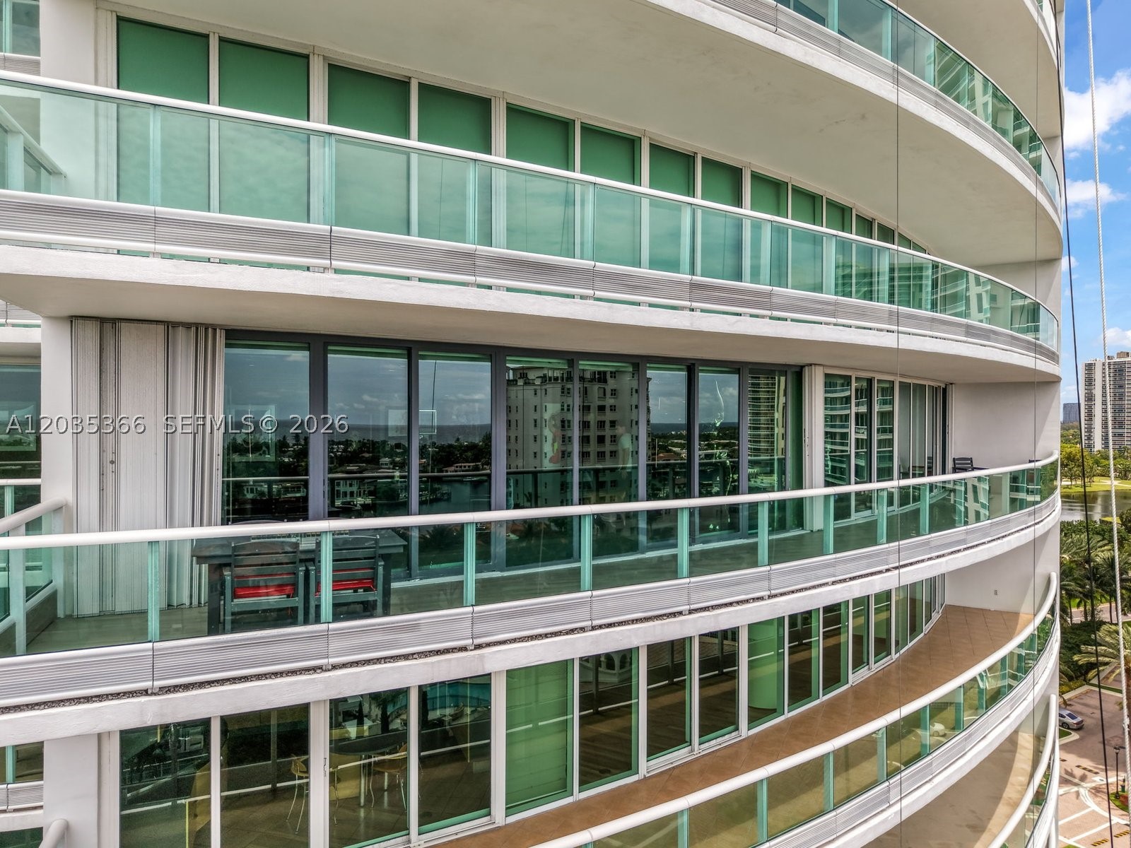TOWERS OF PORTO VITA-SOUT - Residential