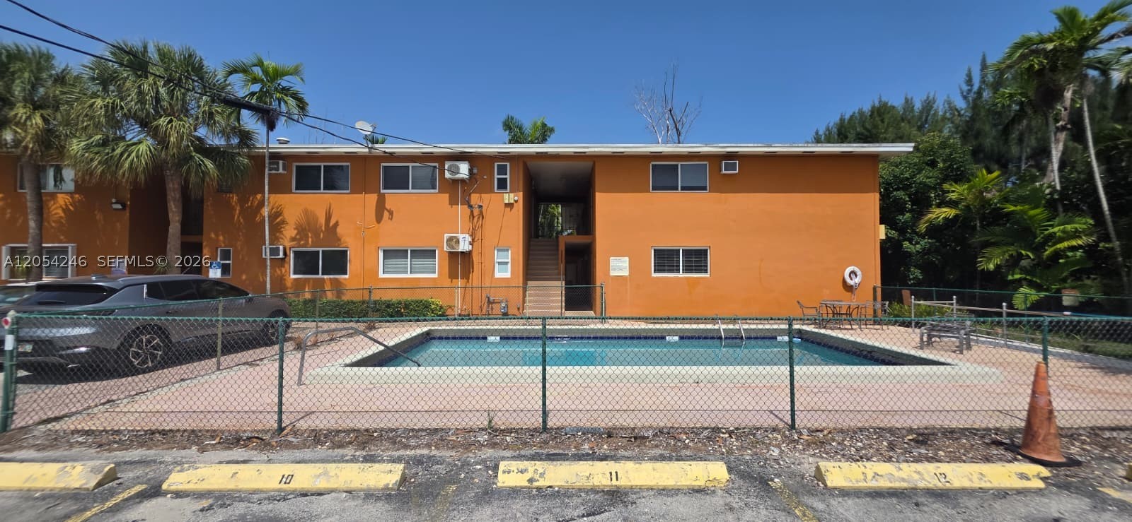HIDEAWAY CONDO - Residential Lease