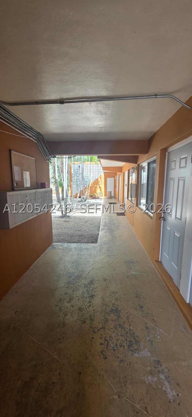 HIDEAWAY CONDO - Residential Lease