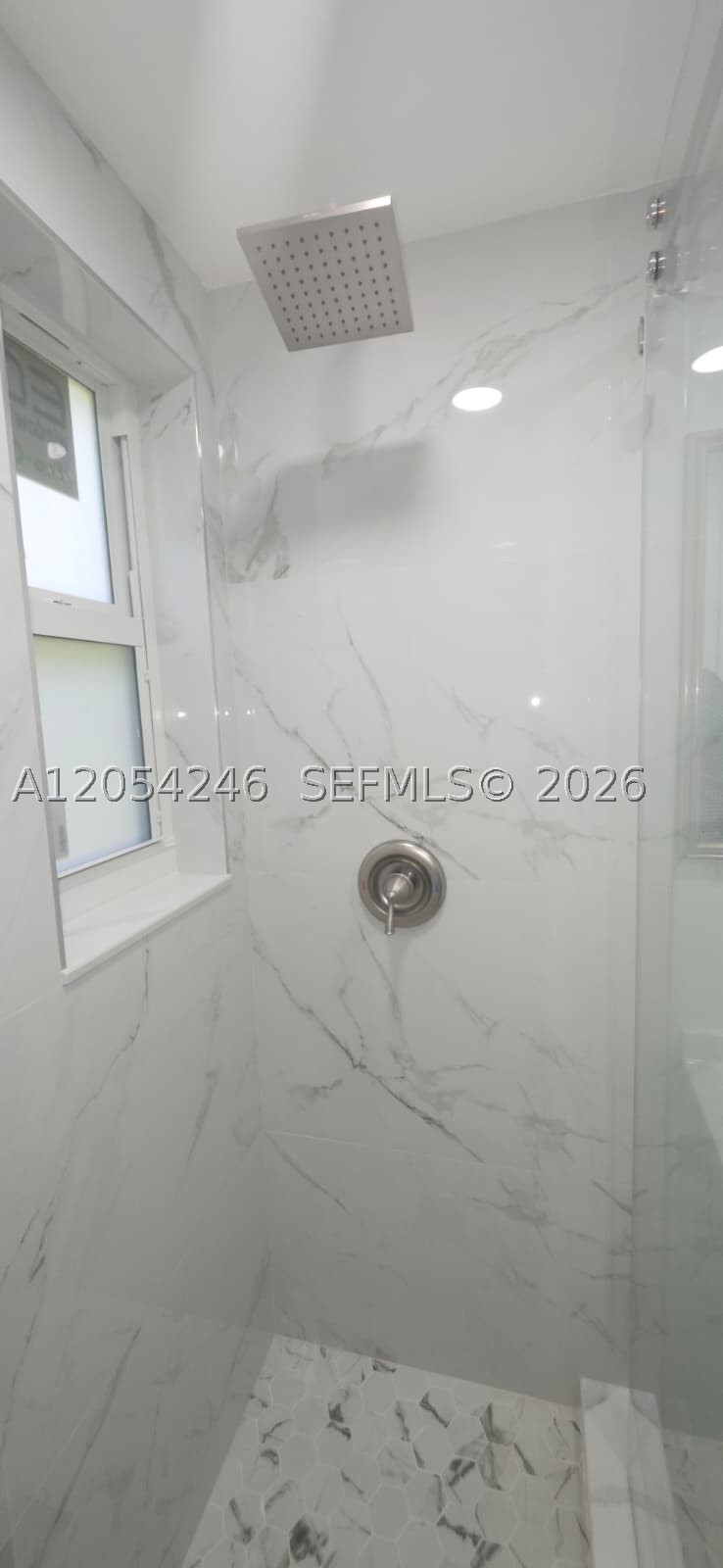 HIDEAWAY CONDO - Residential Lease