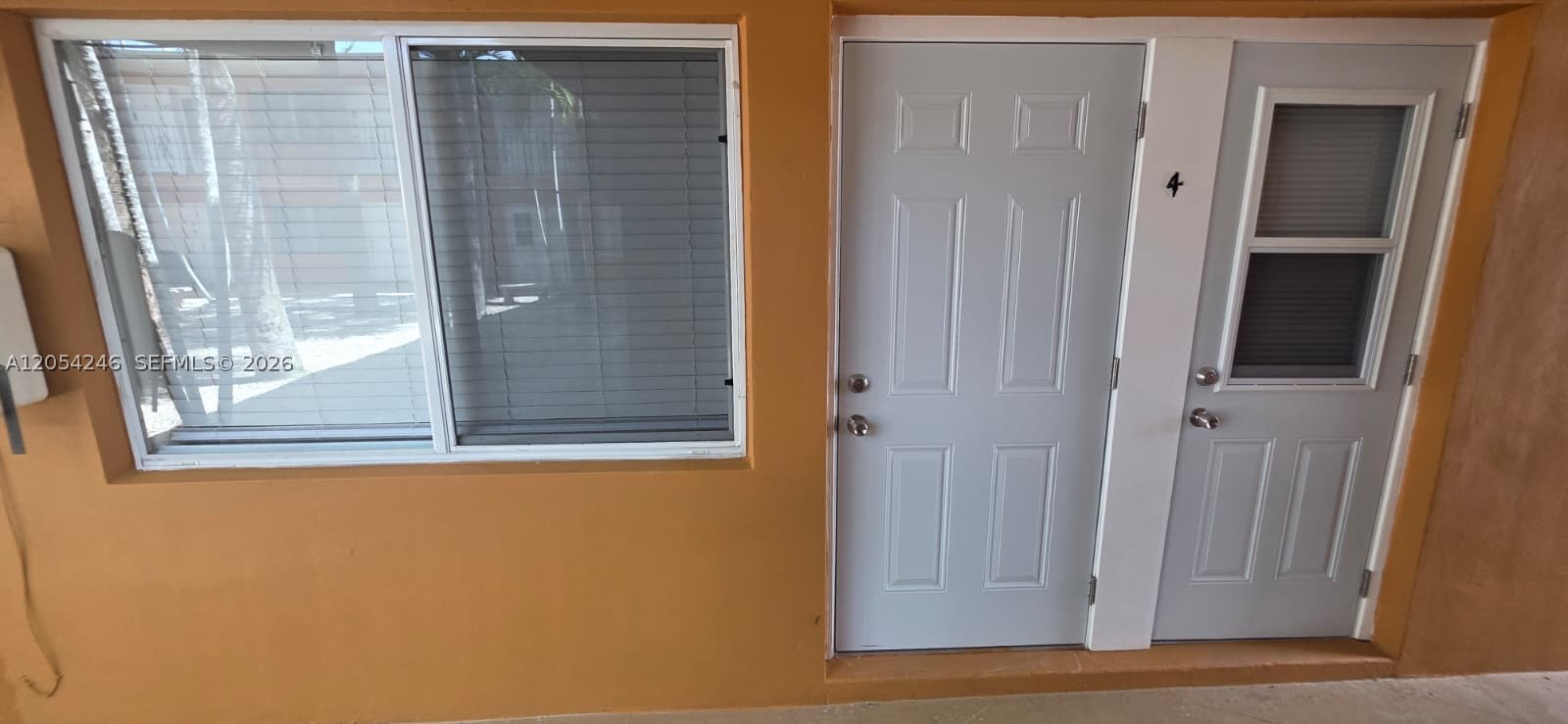 HIDEAWAY CONDO - Residential Lease