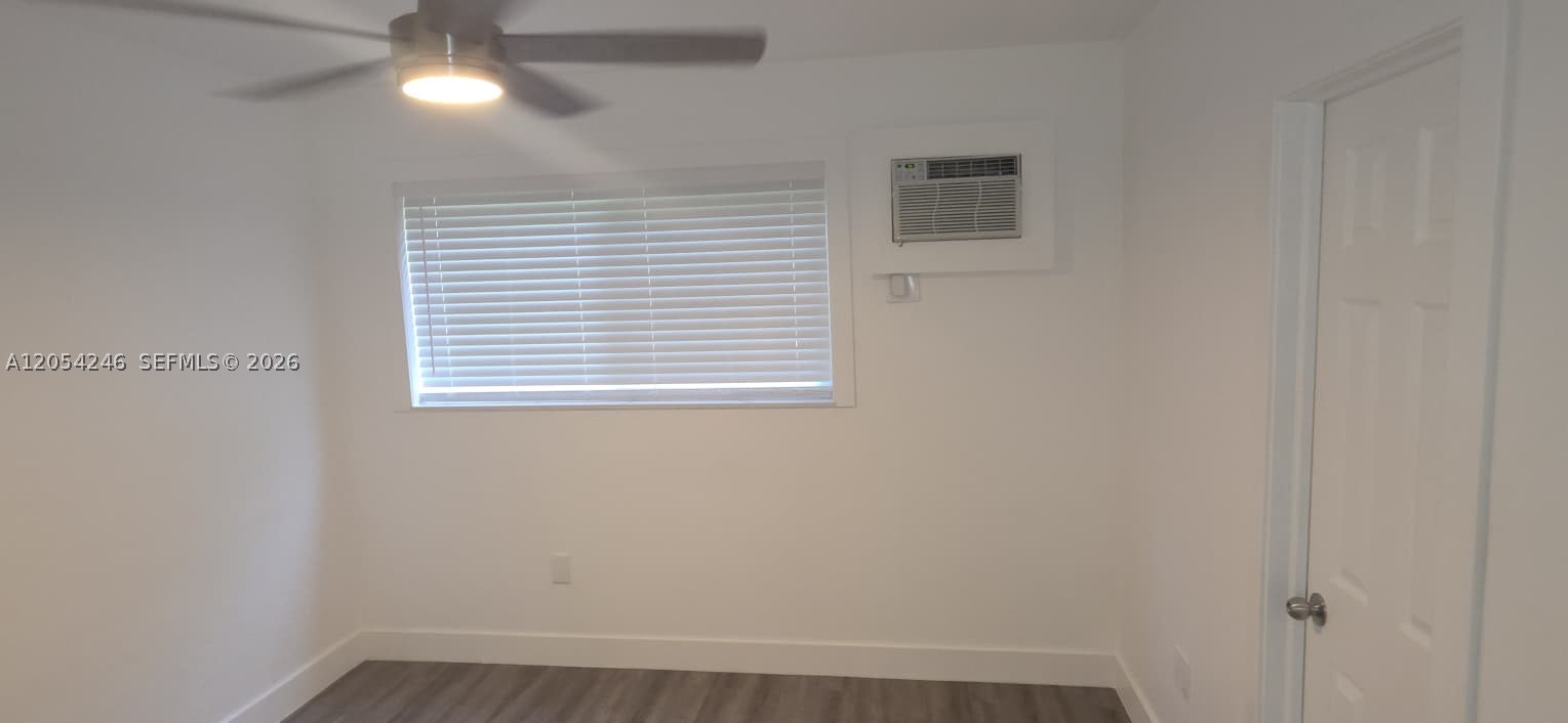 HIDEAWAY CONDO - Residential Lease