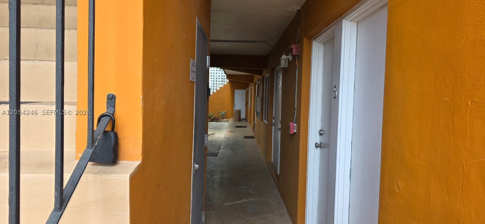HIDEAWAY CONDO - Residential Lease