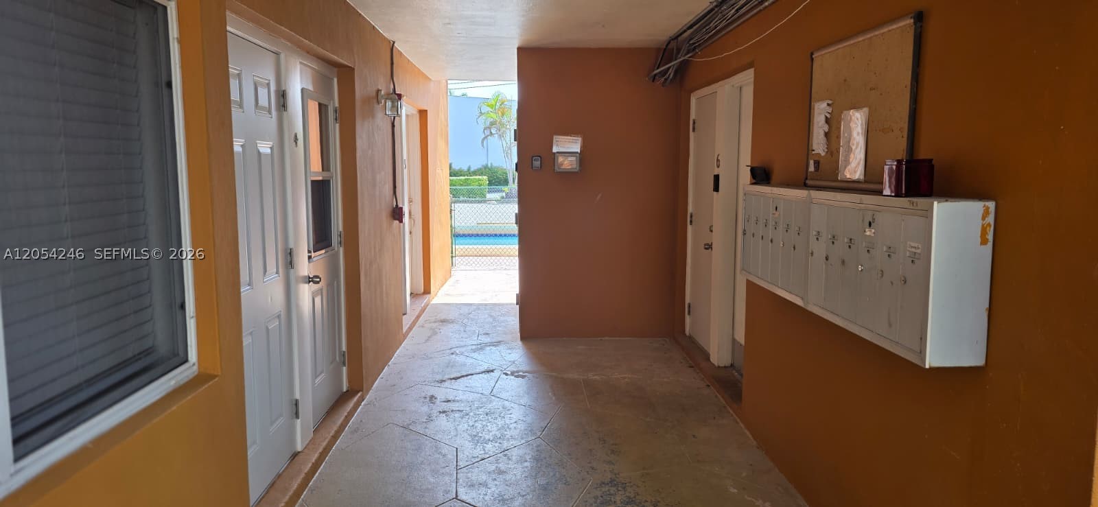 HIDEAWAY CONDO - Residential Lease
