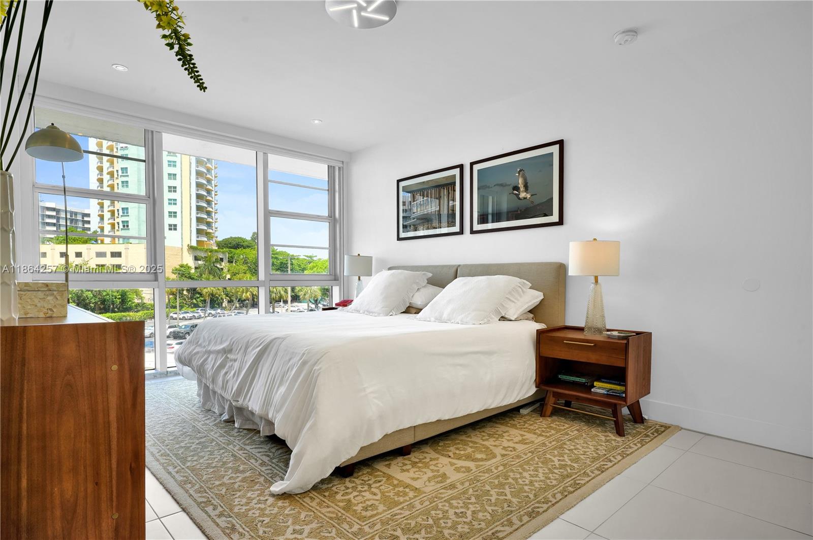 BRICKELL TOWNHOUSE CONDO - Residential Lease