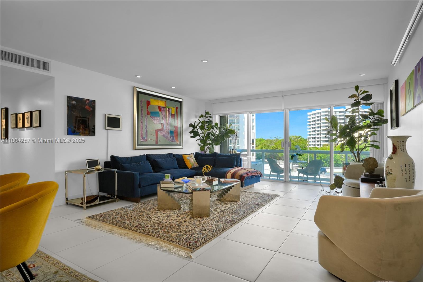 BRICKELL TOWNHOUSE CONDO - Residential Lease