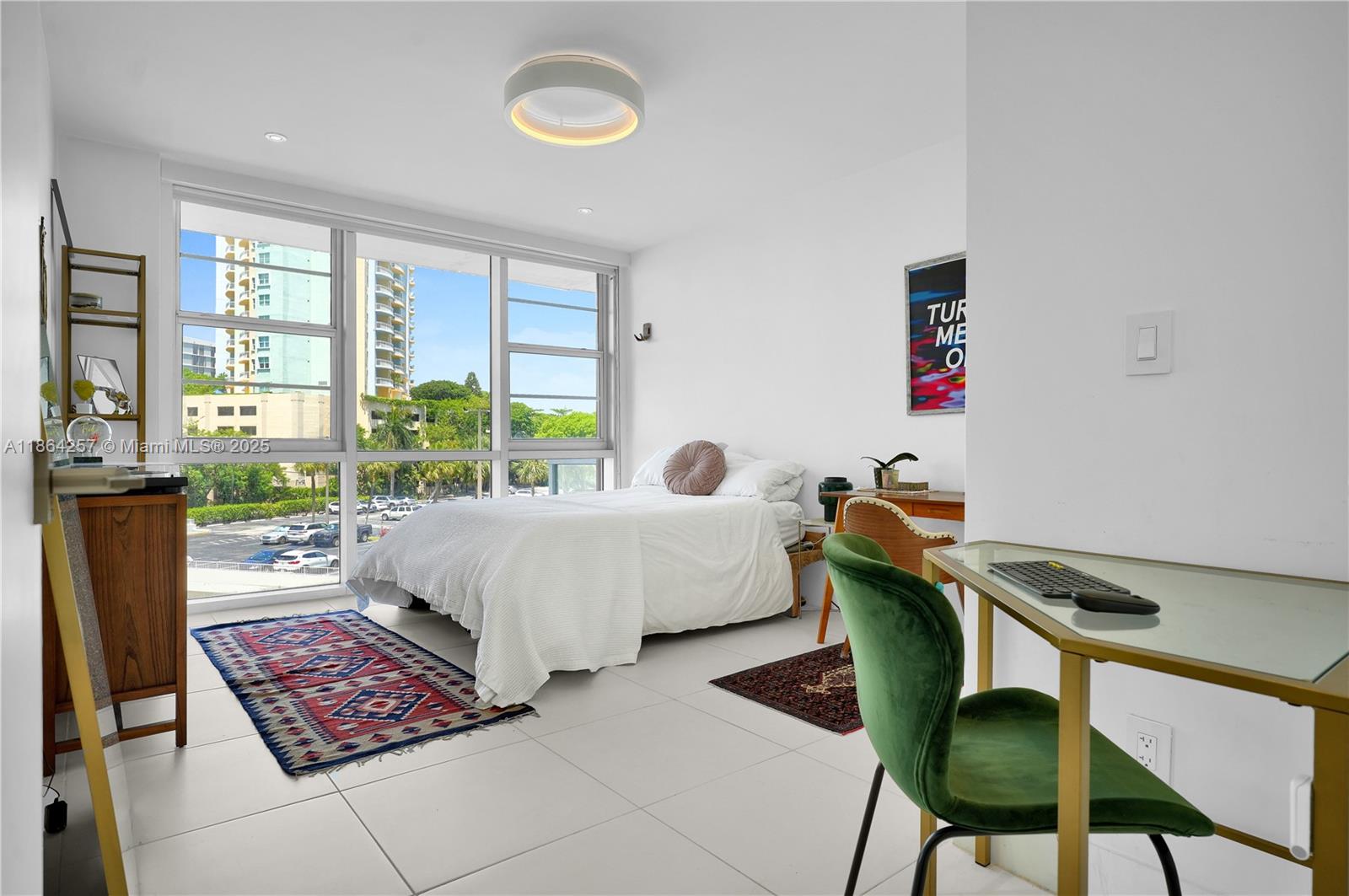BRICKELL TOWNHOUSE CONDO - Residential Lease