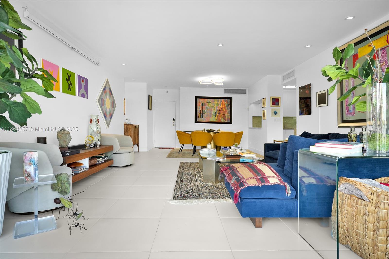 BRICKELL TOWNHOUSE CONDO - Residential Lease