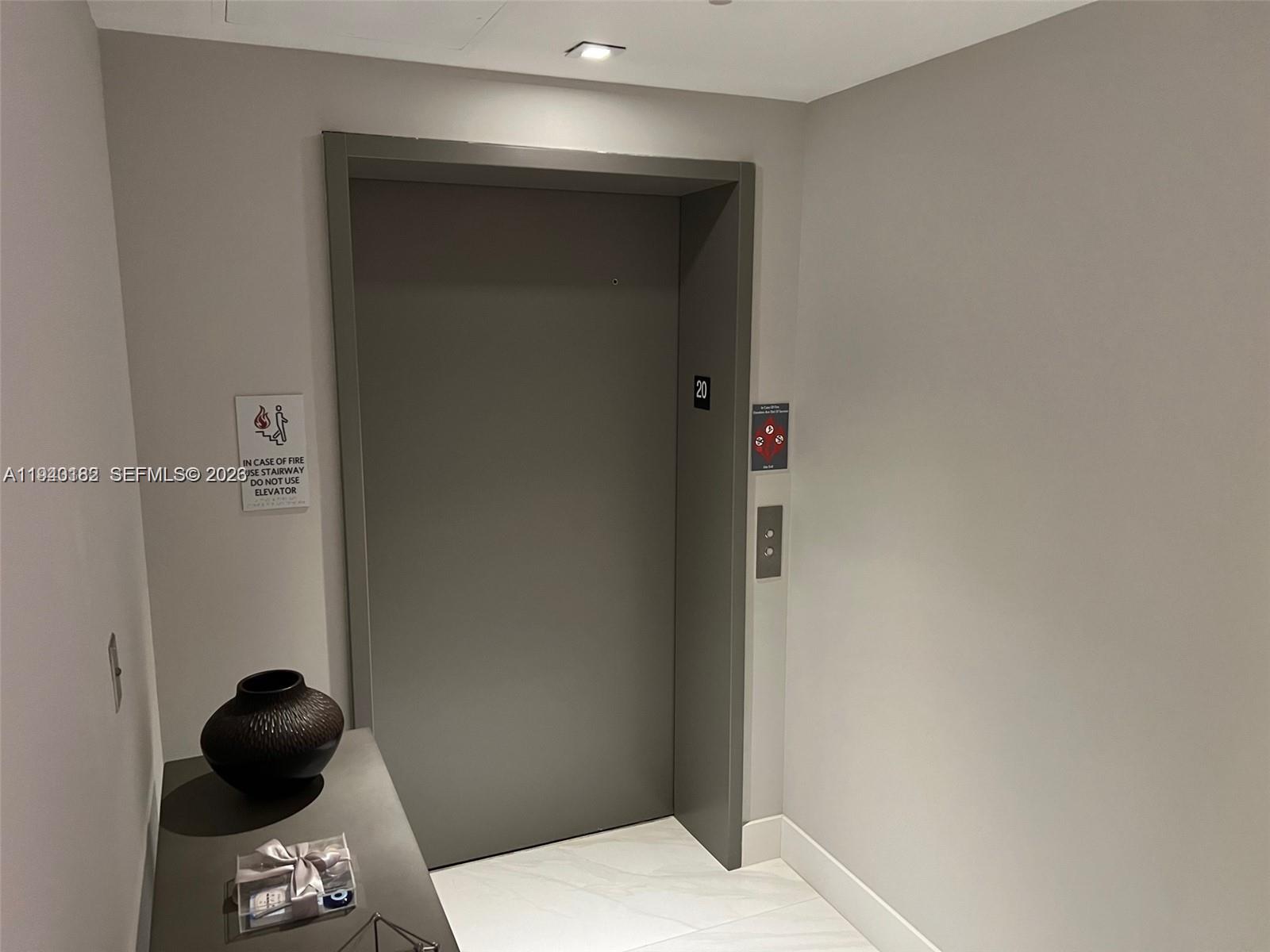 THE HARBOUR SOUTH CONDO - Residential