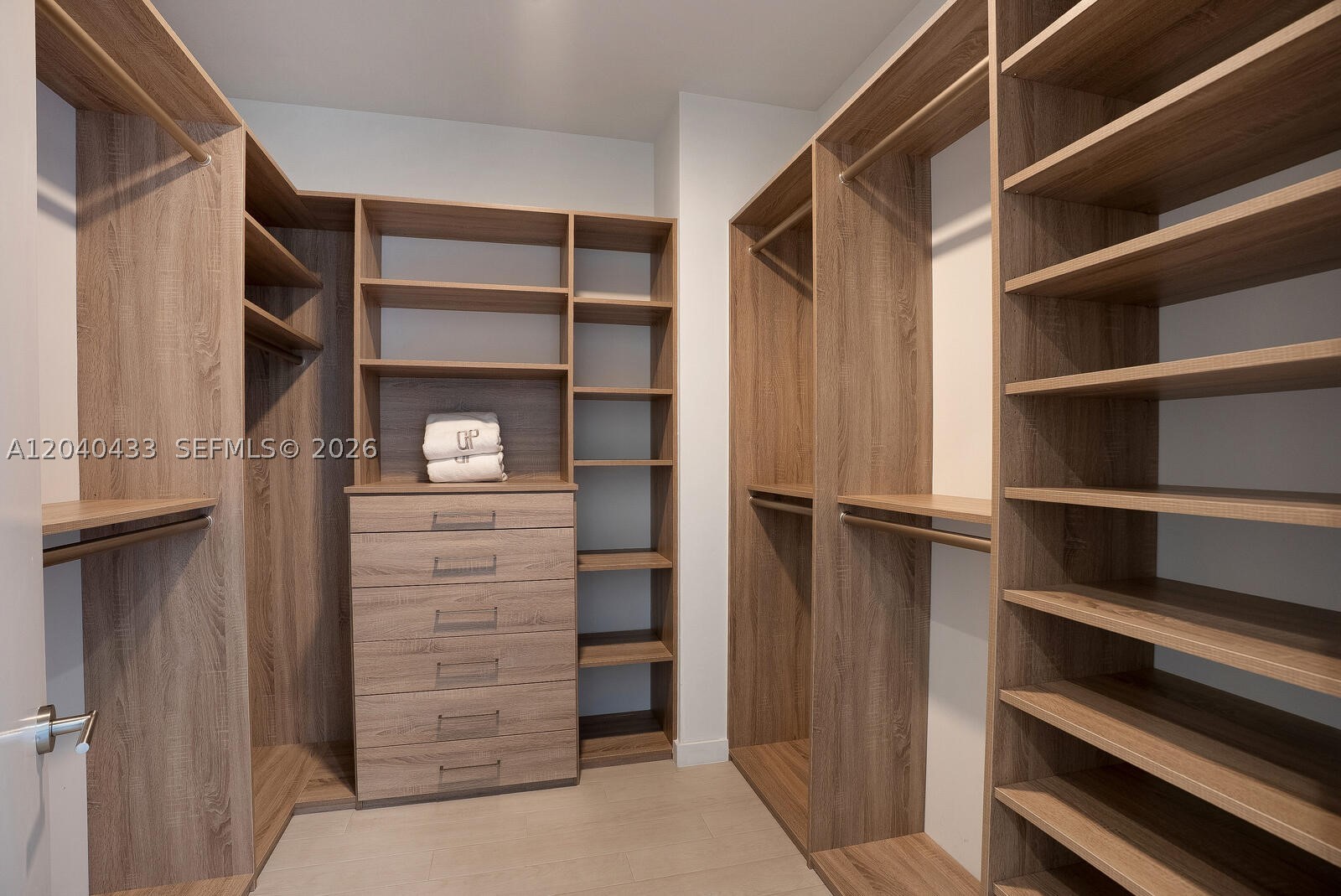 GIRALDA PLACE CONDO - Residential