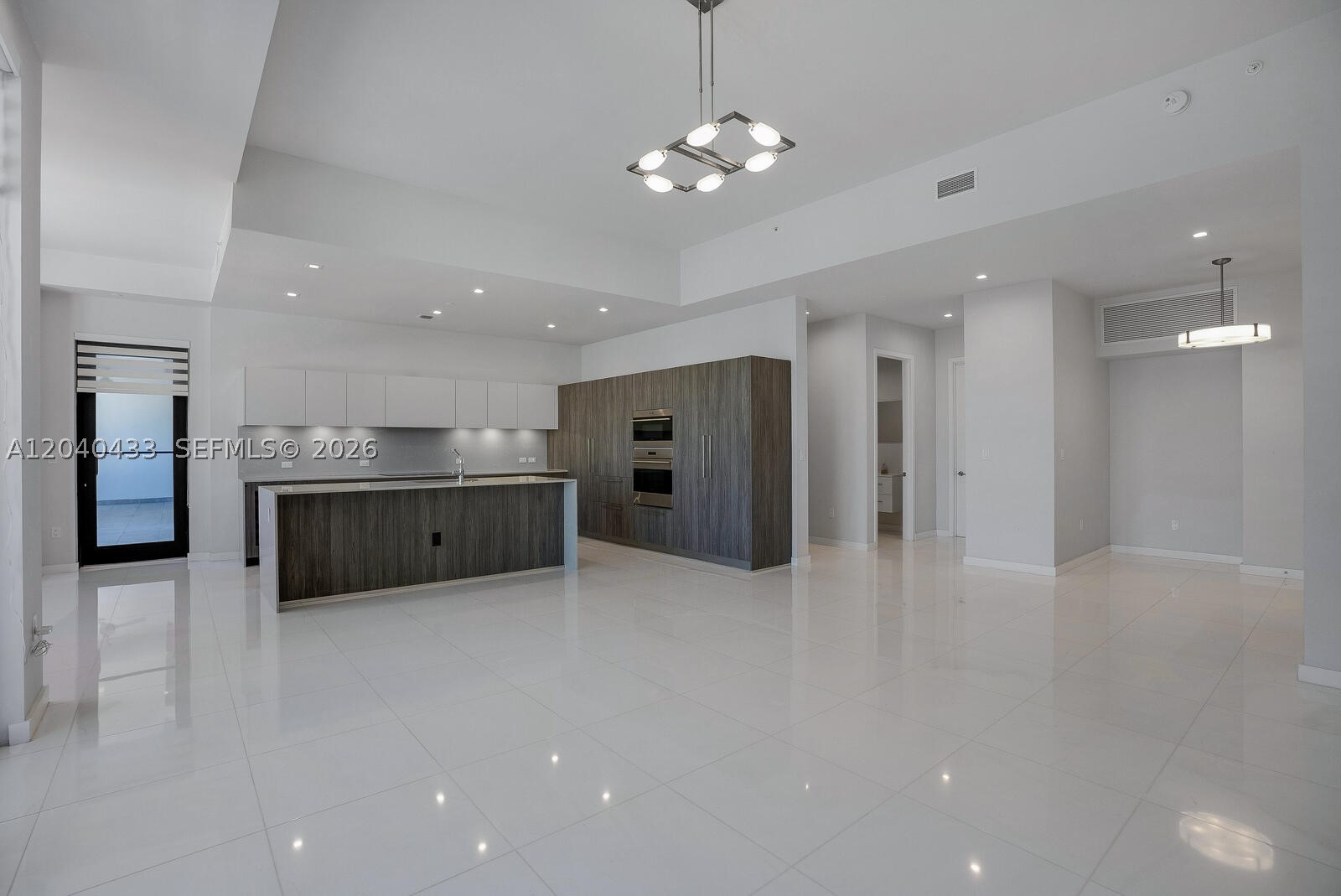 GIRALDA PLACE CONDO - Residential