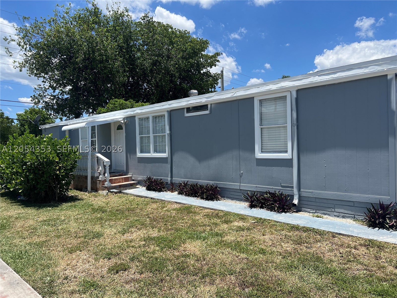 Royal Country - Residential