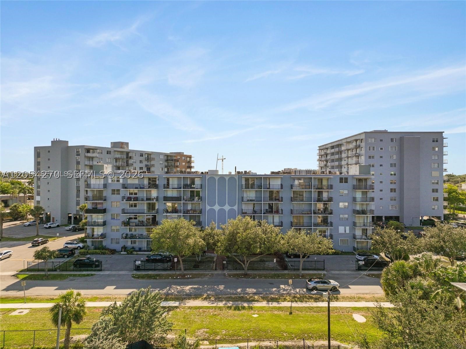 THREE HORIZONS EAST CONDO - Residential