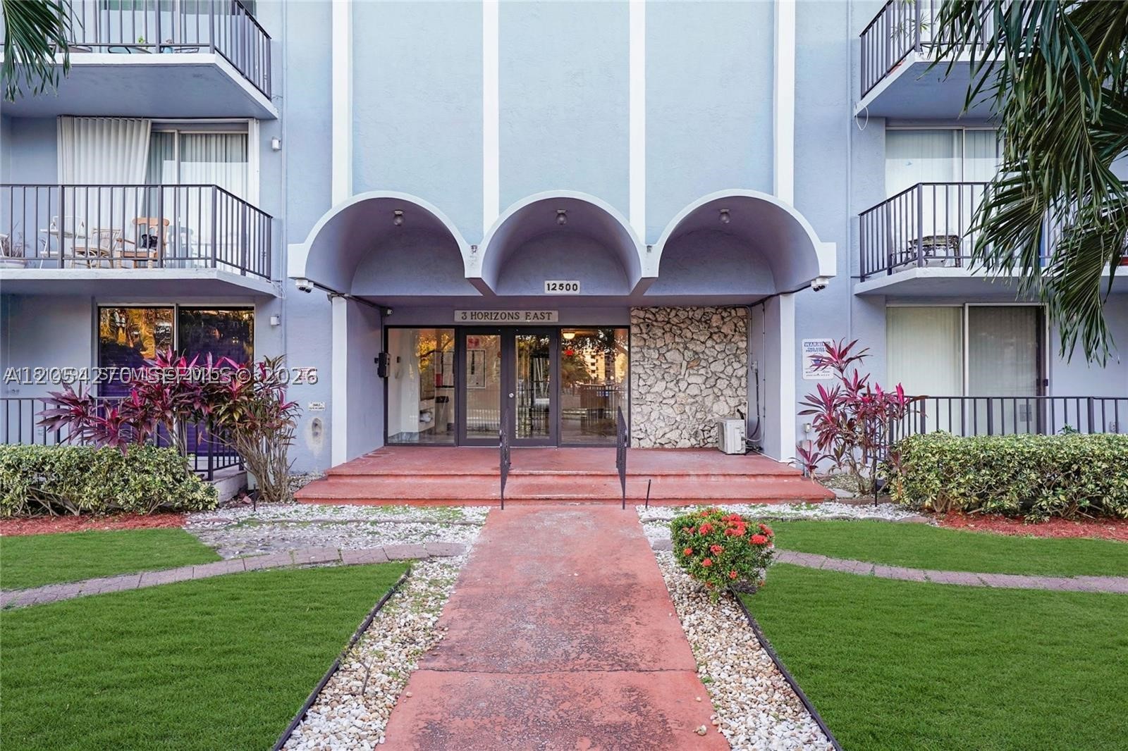 THREE HORIZONS EAST CONDO - Residential
