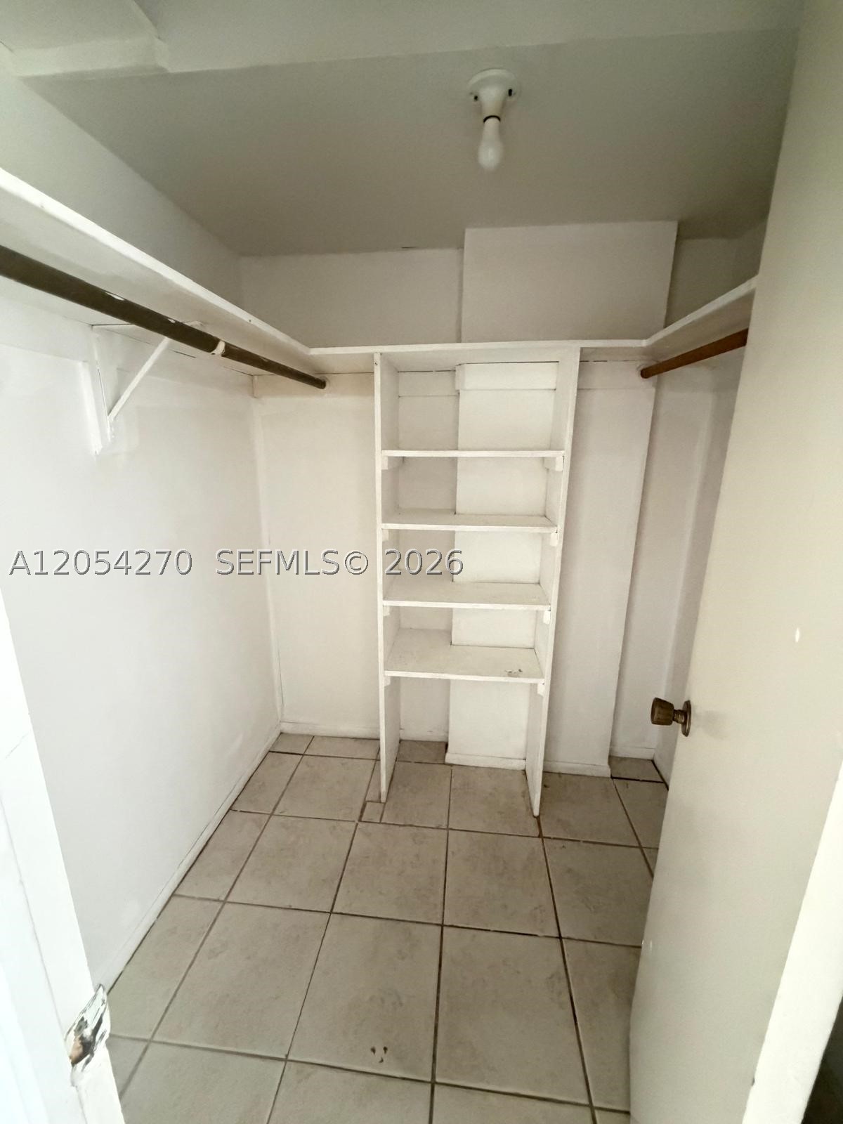 THREE HORIZONS EAST CONDO - Residential