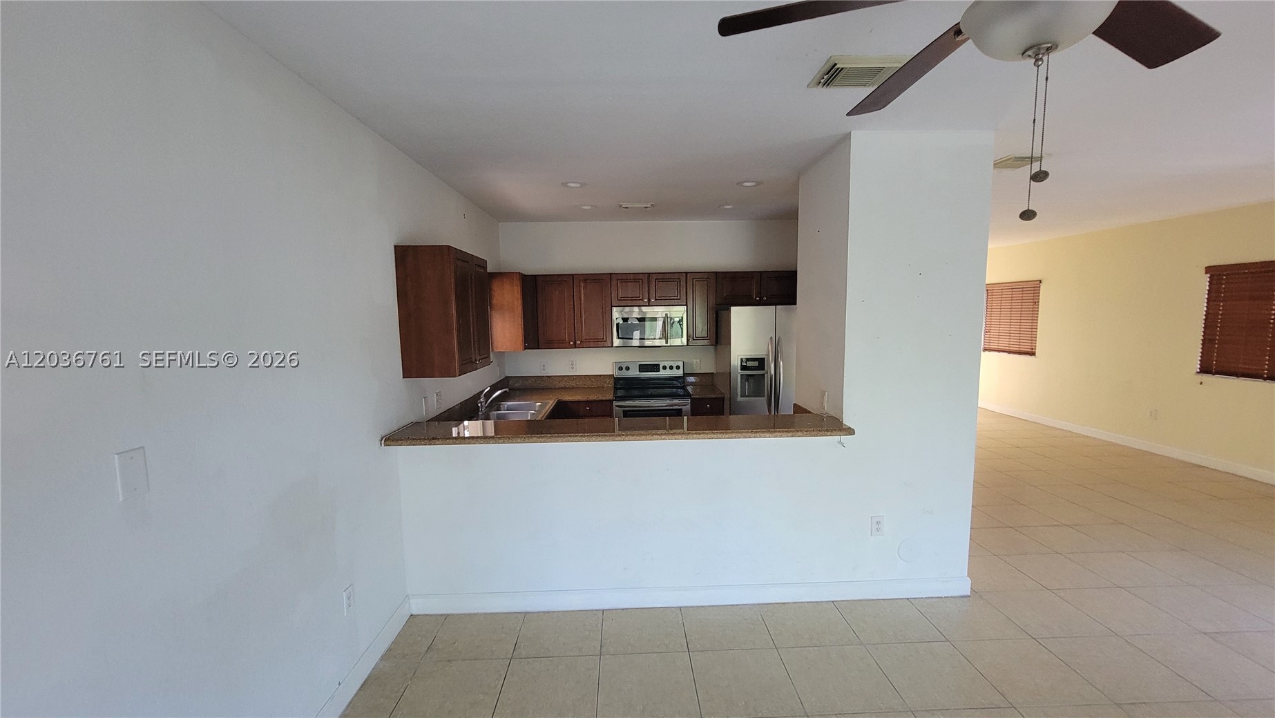 EMILIOS PLACE AT OASIS - Residential