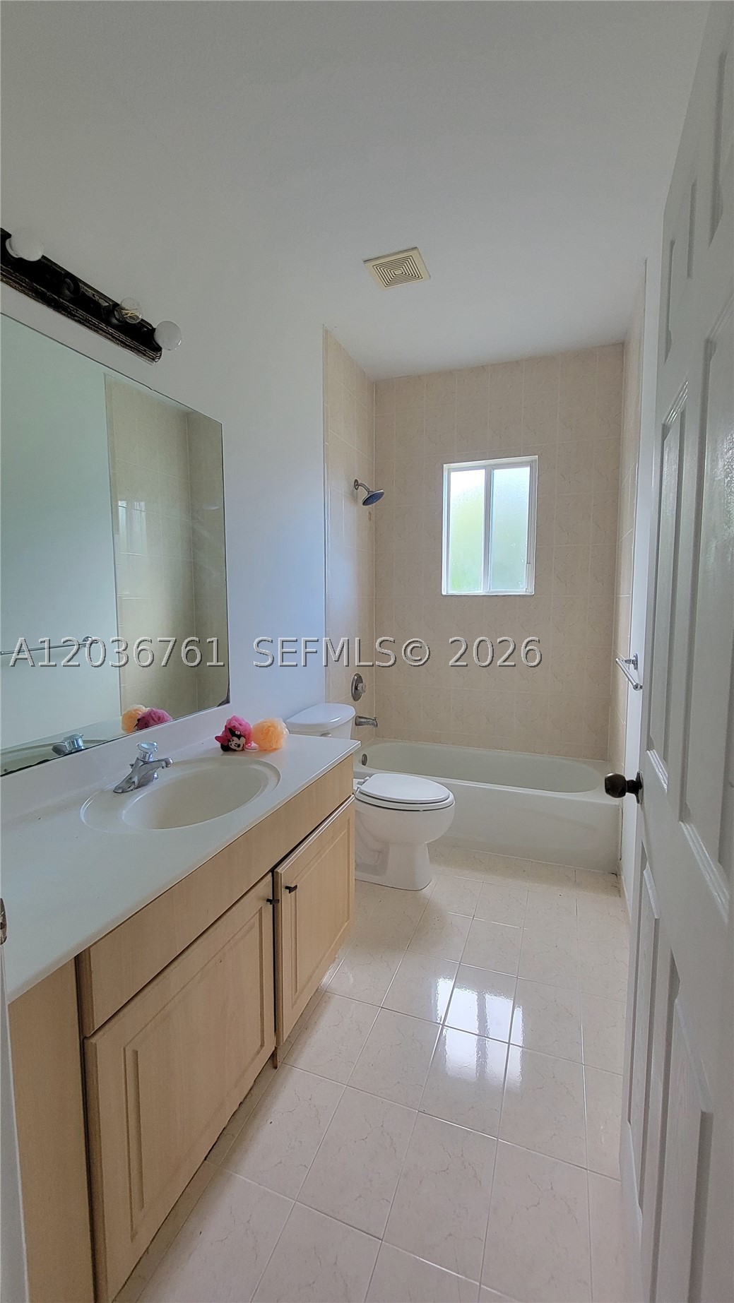 EMILIOS PLACE AT OASIS - Residential