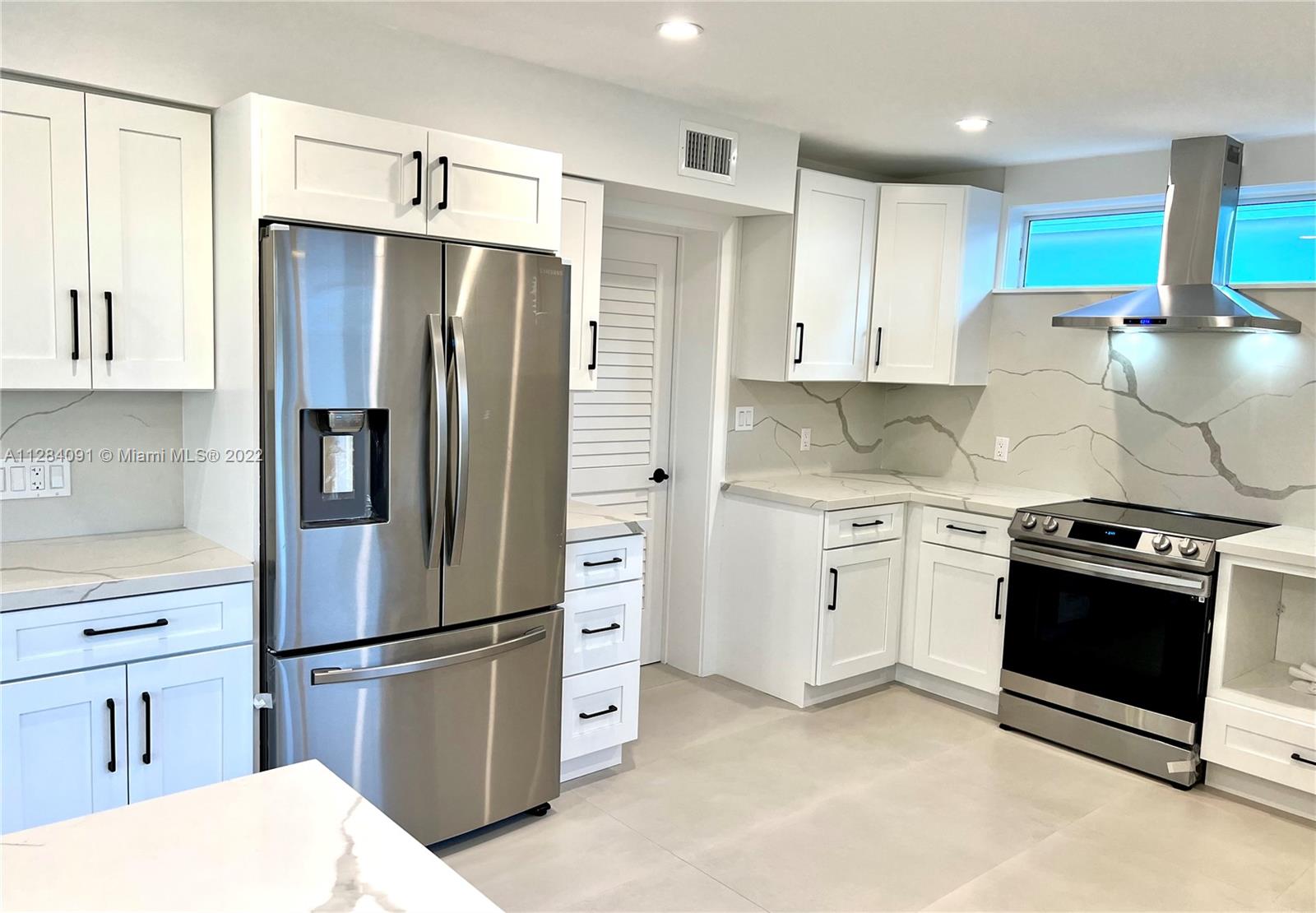 RIVIERA ESTATES 1ST ADDN - Residential