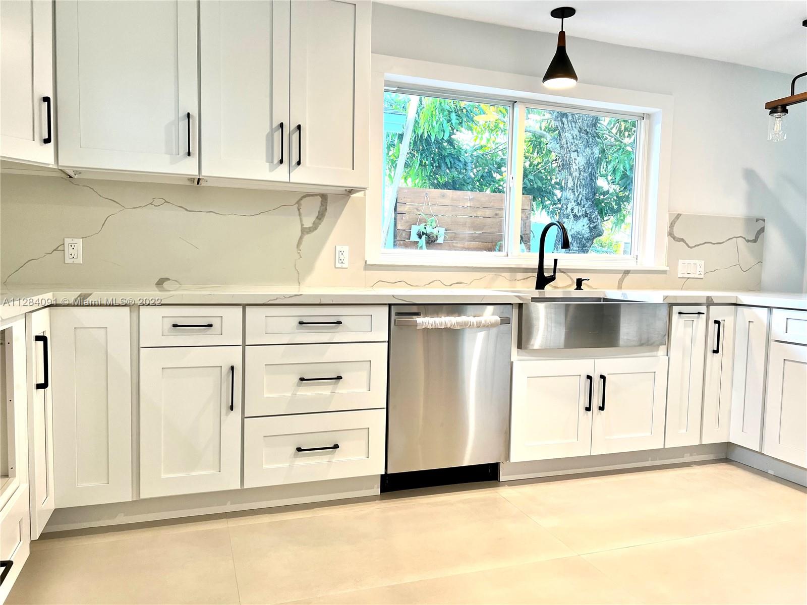 RIVIERA ESTATES 1ST ADDN - Residential
