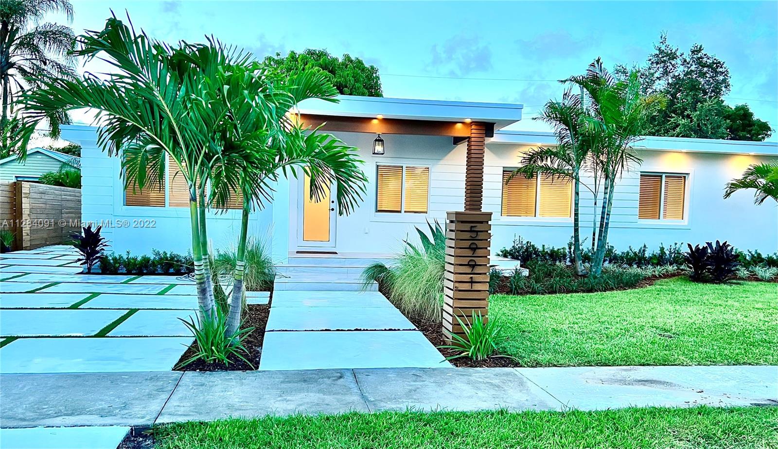 RIVIERA ESTATES 1ST ADDN - Residential