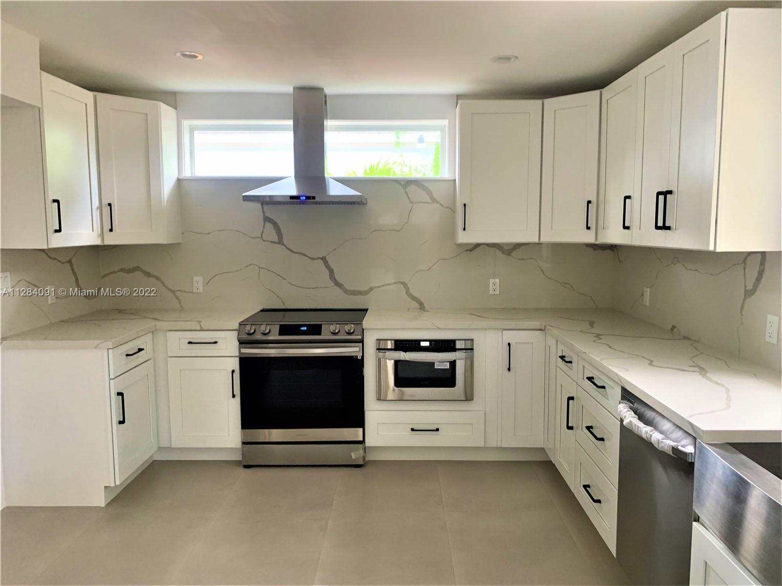 RIVIERA ESTATES 1ST ADDN - Residential
