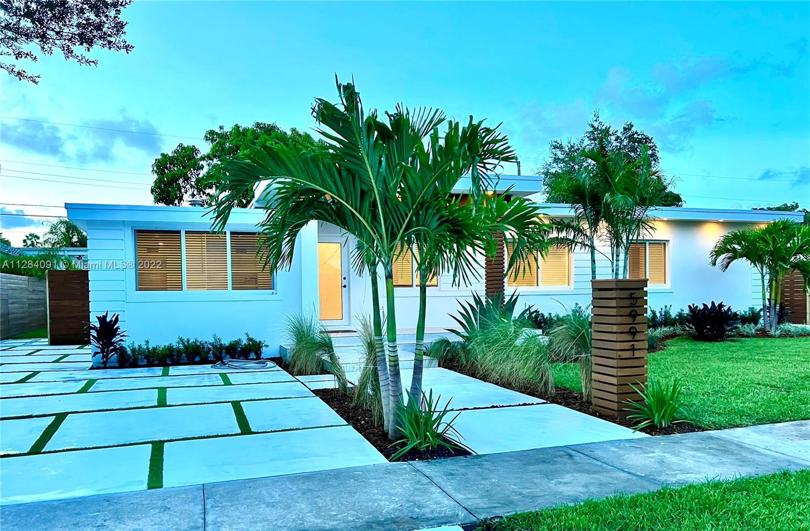 RIVIERA ESTATES 1ST ADDN - Residential