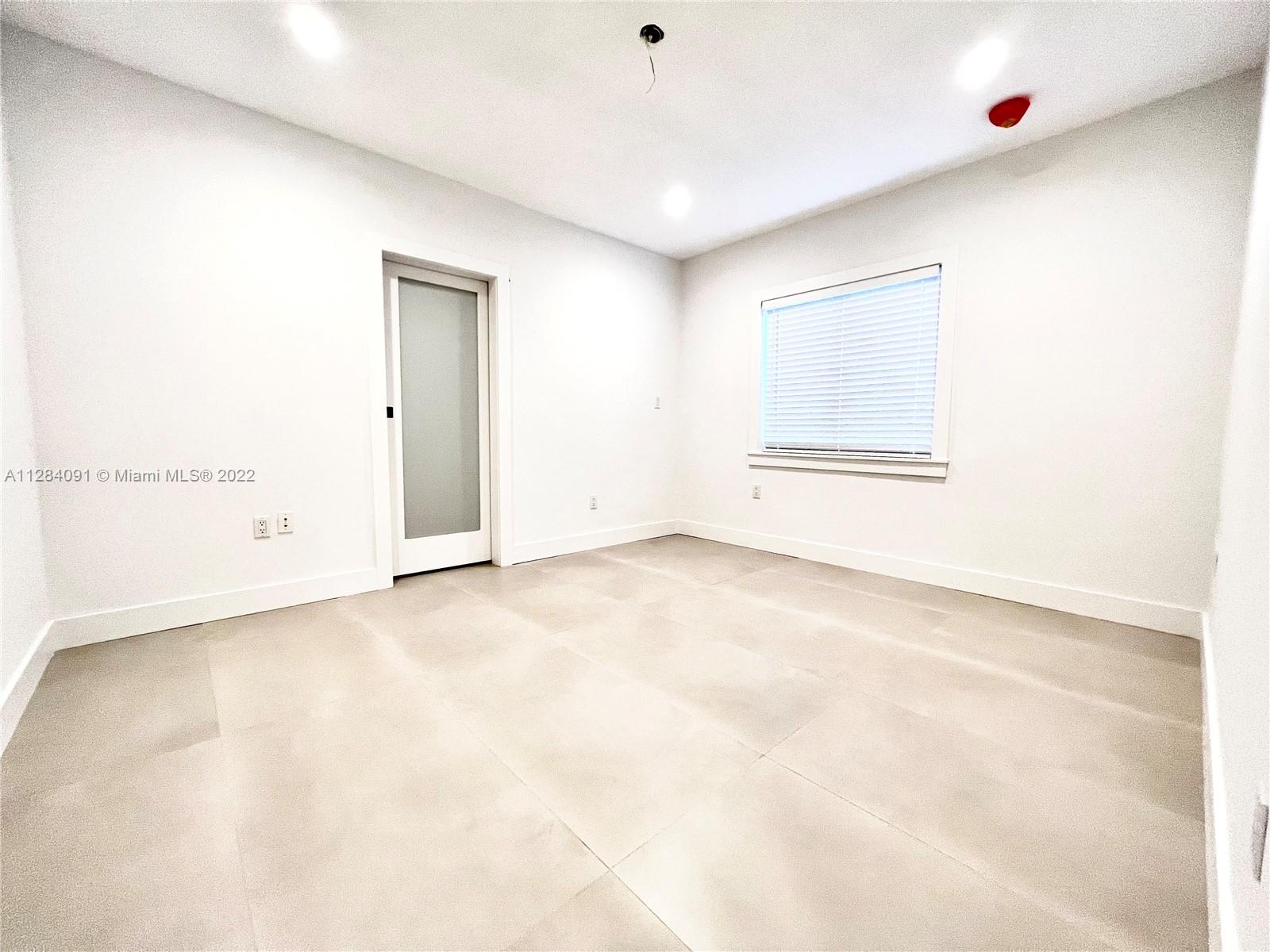 RIVIERA ESTATES 1ST ADDN - Residential