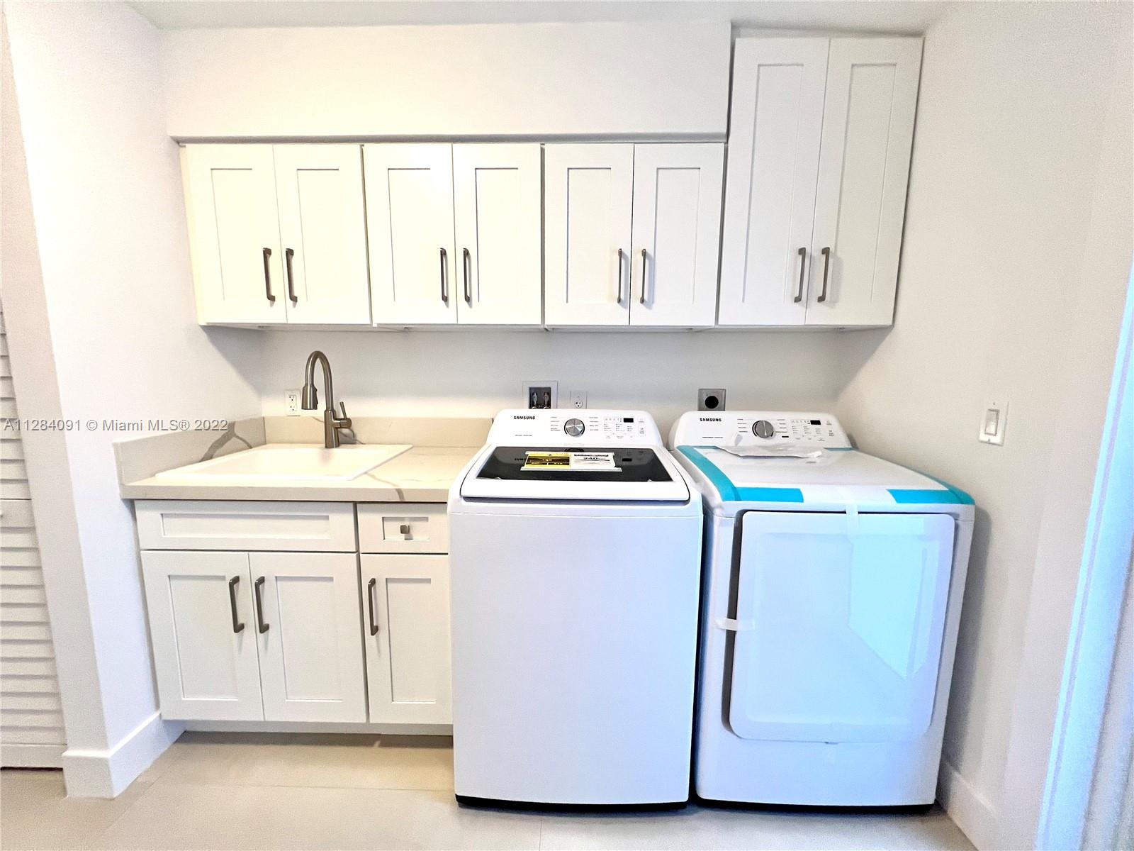 RIVIERA ESTATES 1ST ADDN - Residential