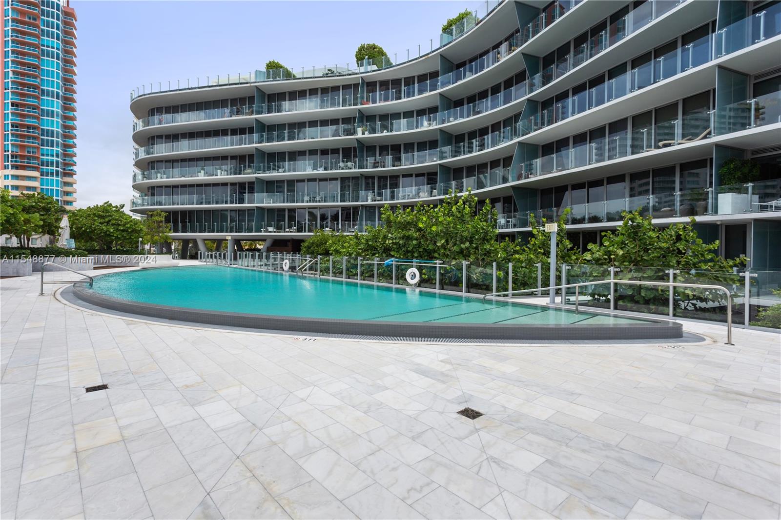 ONE OCEAN CONDO - Residential