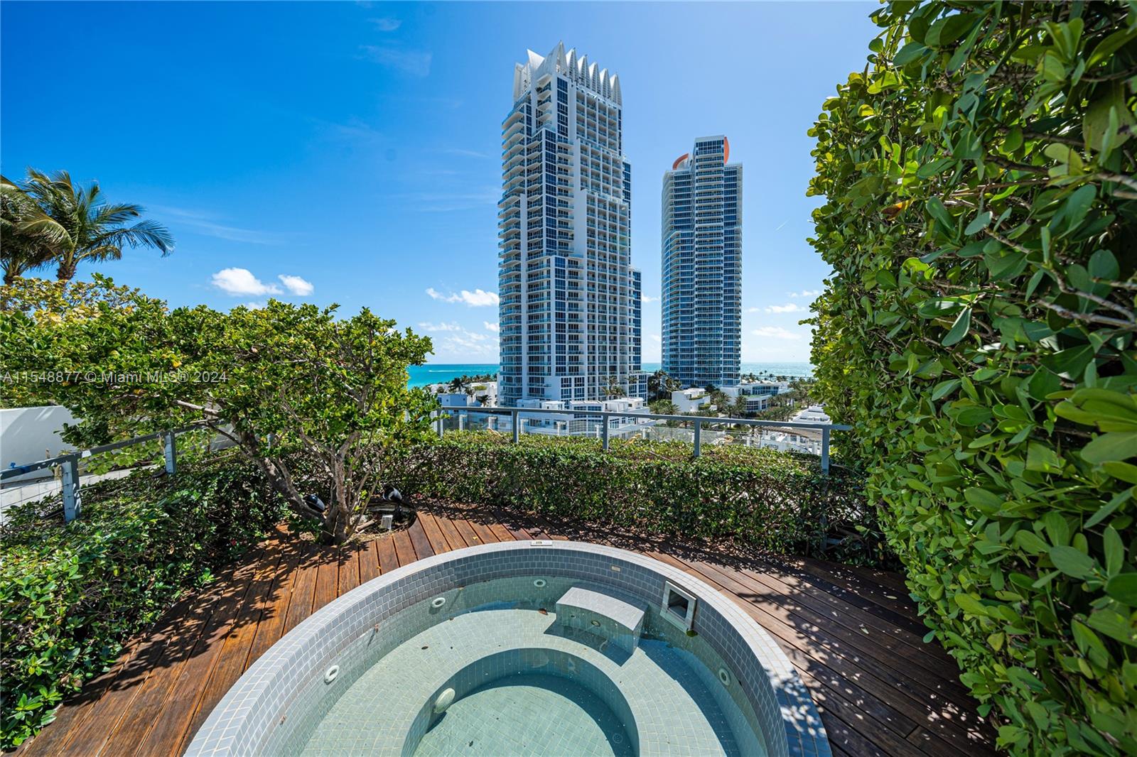 ONE OCEAN CONDO - Residential