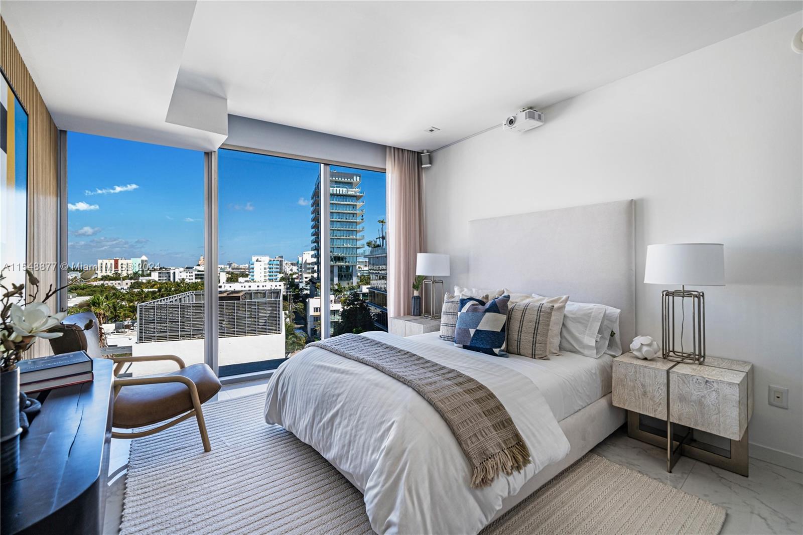 ONE OCEAN CONDO - Residential
