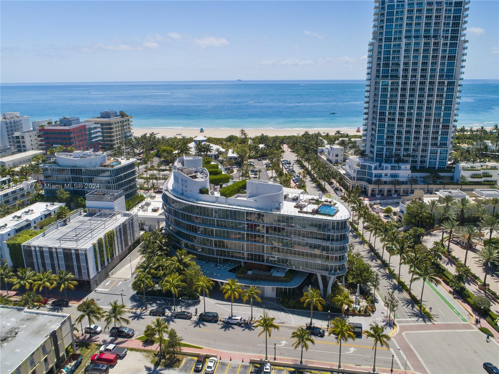 ONE OCEAN CONDO - Residential