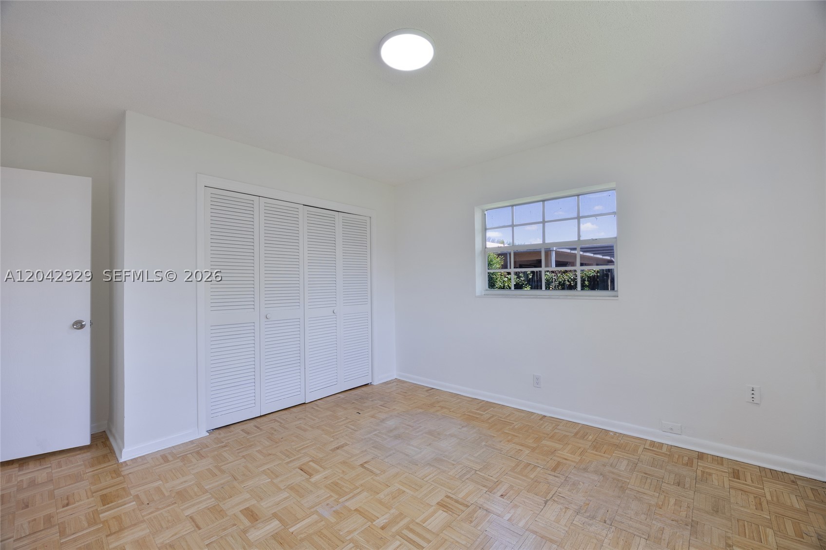 CORAL SPRINGS COUNTRY CLU - Residential